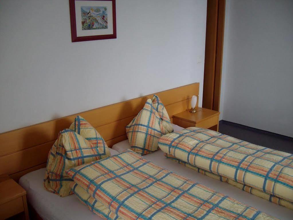Hotel Белалп Екстериор снимка